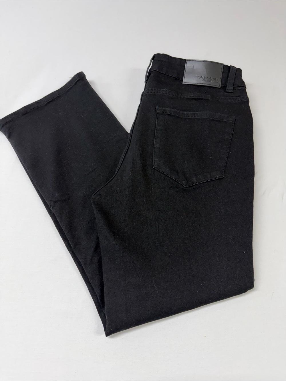 Tahari Black Bootcut Jeans for Women stretch walk outdoors 1792